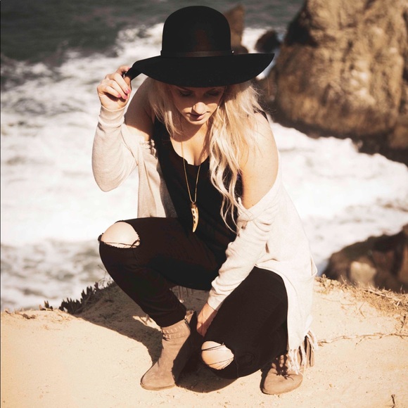 BEIGE CARDIGAN - Picture 1 of 3